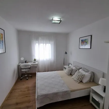 Mali Lägenhet Selce